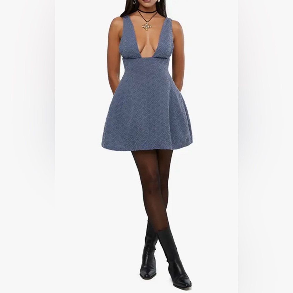 NWT WeWoreWhat V/Neck Mini Dress